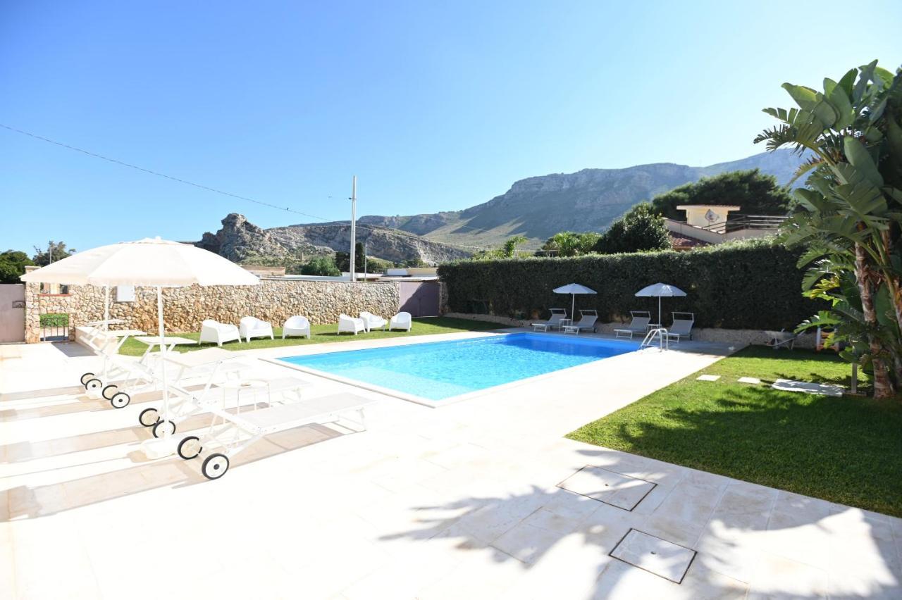 Tipino Hotel Pizzolungo Bagian luar foto